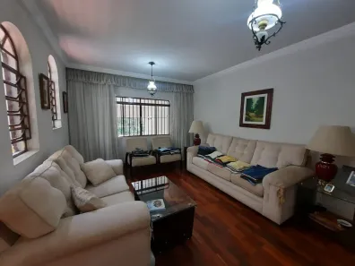 Sobrado com 3 Quartos à venda, 226m² no Jardim Peri Peri, São Paulo