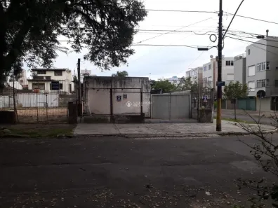 Lote/Terreno à venda, 305m² no Partenon, Porto Alegre