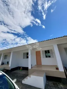 Casa com 2 Quartos para alugar, 45m² no Campeche, Florianópolis