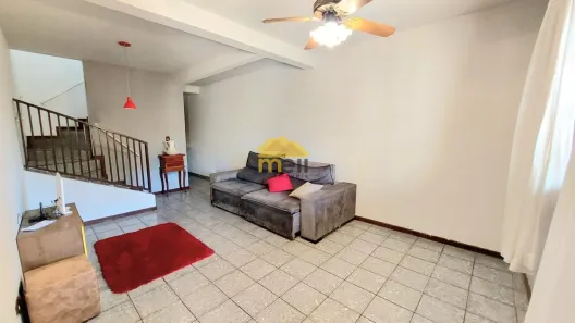 Casa com 3 Quartos à venda, 162m² no Jardim Petrópolis, Presidente Prudente