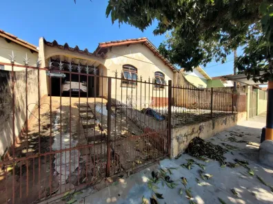 Casa com 3 Quartos à venda, 120m² no Ernani Moura Lima, Londrina