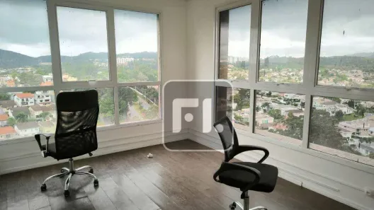Sala Comercial para alugar, 81m² no Sítio Tamboré Alphaville, Barueri