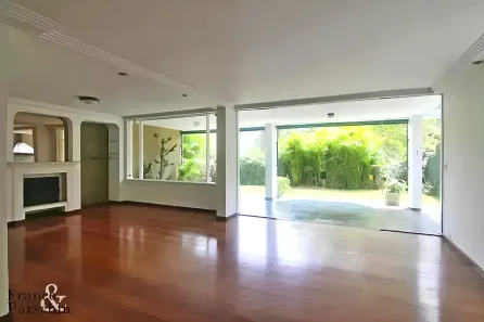 Casa de Condomínio com 4 Quartos à venda, 265m² no Parque do Morumbi, São Paulo
