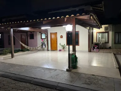 Casa de Condomínio com 3 Quartos à venda, 140m² no Sítios Santa Luzia, Aparecida de Goiânia