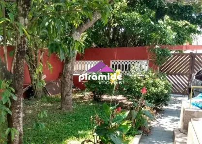 Casa com 2 Quartos à venda, 100m² no Balneário dos Golfinhos, Caraguatatuba