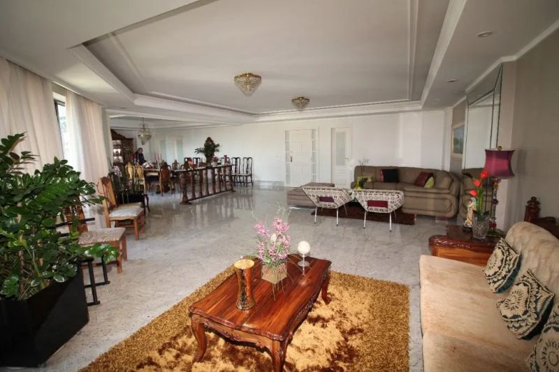 Apartamento com 4 quartos — Sion, Belo Horizonte