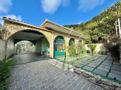Casa com 3 Quartos à venda, 360m² no Guaiúba, Guarujá