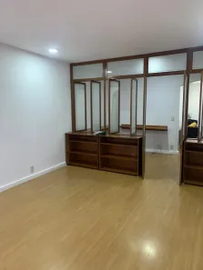 Sala Comercial à venda, 35m² no Centro, Niterói