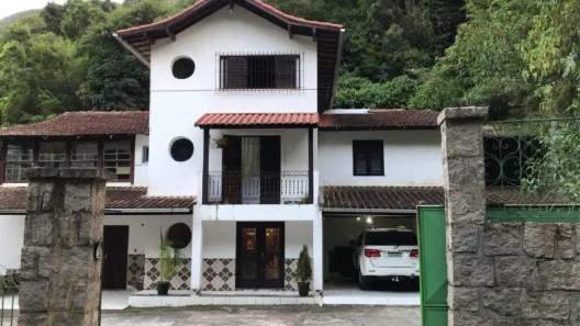 Casa com 3 Quartos à venda, 130m² no São Sebastião, Petrópolis