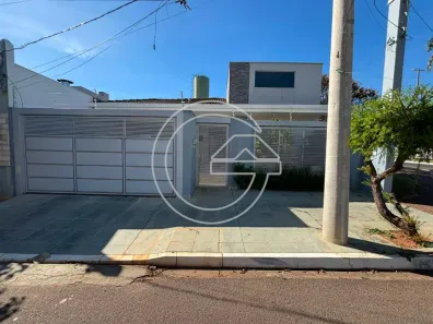Casa com 3 Quartos à venda, 208m² no Centro, Marília