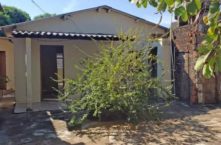 Casa com 2 Quartos à venda, 77m² no Jardim Brasília, Presidente Prudente