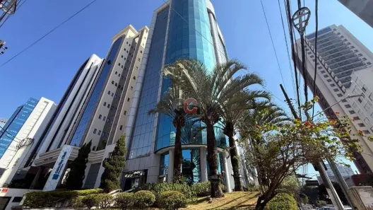 Sala Comercial para venda ou aluguel, 25m² no Santo Amaro, São Paulo