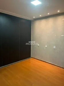 Ponto Comercial para alugar, 50m² no Vigilato Pereira, Uberlândia