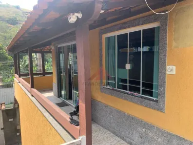 Casa com 3 Quartos à venda, 120m² no Pita, São Gonçalo