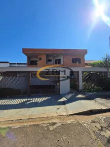 Sobrado com 4 Quartos à venda, 375m² no Jardim Presidente, Londrina