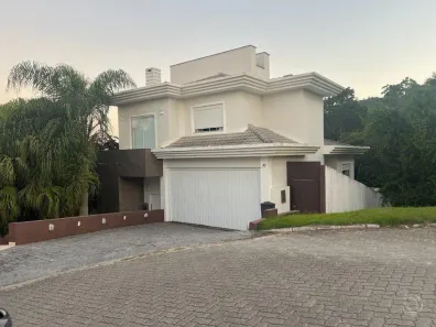 Casa com 4 Quartos à venda, 240m² no Trindade, Florianópolis