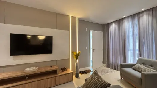 Apartamento com 3 Quartos à venda, 130m² no Meia Praia, Itapema