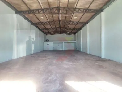 Galpão/Depósito/Armazém para alugar, 300m² no Residencial Center Ville, Goiânia
