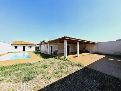 Casa de Condomínio com 4 Quartos à venda, 400m² no , Jardinópolis