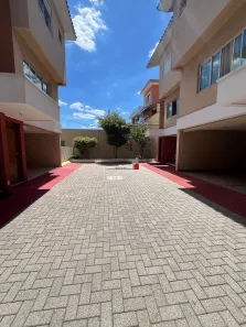Sobrado com 3 Quartos à venda, 132m² no Vila Siqueira (Zona Norte), São Paulo
