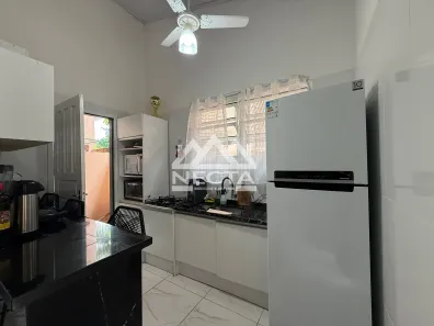 Casa com 2 Quartos à venda, 42m² no Jardim Casa Branca, Caraguatatuba