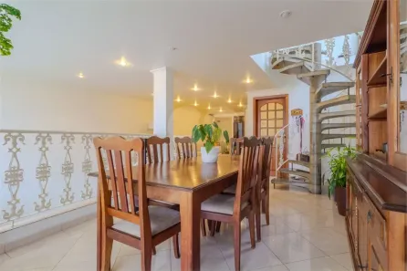 Sobrado com 3 Quartos à venda, 208m² no Jardim Vera Cruz, São Paulo
