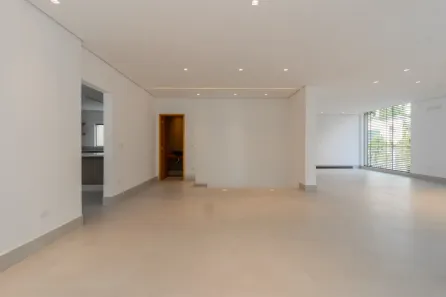Sobrado com 5 Quartos à venda, 450m² no Jardim Guedala, São Paulo