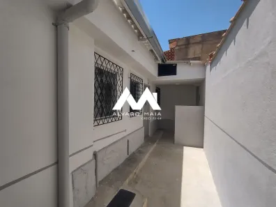 Casa com 2 Quartos para alugar, 55m² no Padre Eustáquio, Belo Horizonte