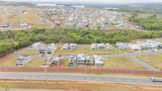 Lote/Terreno à venda, 348m² no Jardins Capri, Senador Canedo