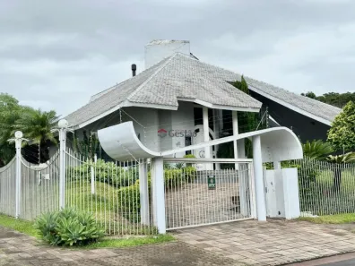 Sobrado com 4 Quartos à venda, 937m² no Parque Amador, Esteio