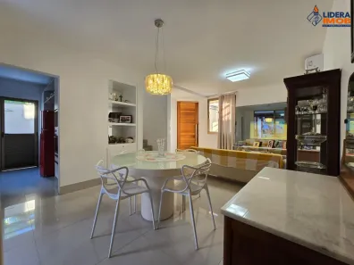 Casa com 3 Quartos à venda, 230m² no SIM, Feira de Santana