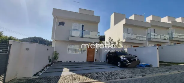 Casa de Condomínio com 3 Quartos à venda, 100m² no Itaoca, Guararema