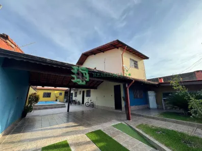 Sobrado com 3 Quartos à venda, 176m² no Estância Balneária Belmira Novaes, Peruíbe