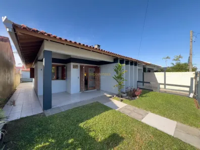 Casa com 3 Quartos à venda, 180m² no XANGRI-LÁ, Xangri-lá