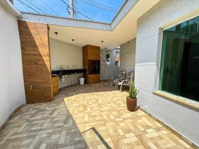 Sobrado com 3 Quartos para venda ou aluguel, 200m² no Mooca, São Paulo
