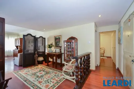 Apartamento com 3 Quartos à venda, 215m² no Morro dos Ingleses, São Paulo