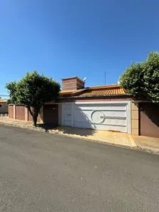 Casa com 4 Quartos à venda, 240m² no Bem Brasil, Guapiaçu