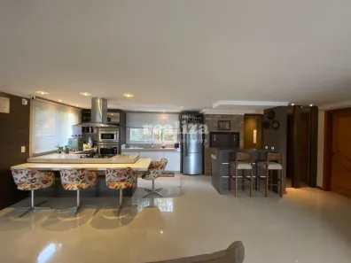 Casa com 3 Quartos à venda, 288m² no Vale das Colinas, Gramado