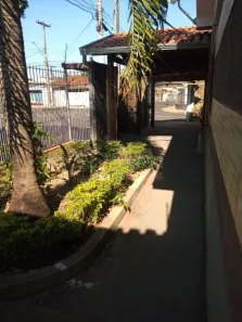 Casa com 3 Quartos para alugar, 180m² no Jardim Brasil (Vila Xavier), Araraquara