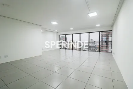 Sala Comercial para alugar, 70m² no Três Figueiras, Porto Alegre