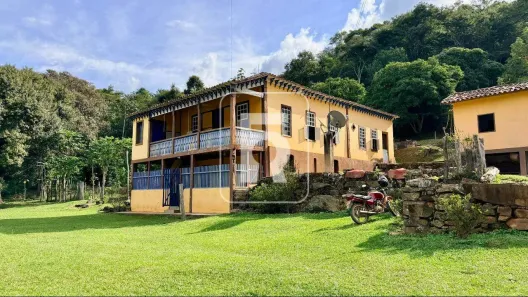 Fazenda/Sítio com 5 Quartos à venda, 200m² no Rio Espera, Rio Espera