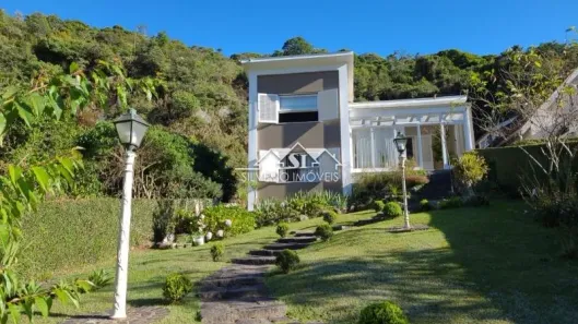 Casa com 4 Quartos à venda, 1000m² no Castelanea, Petrópolis