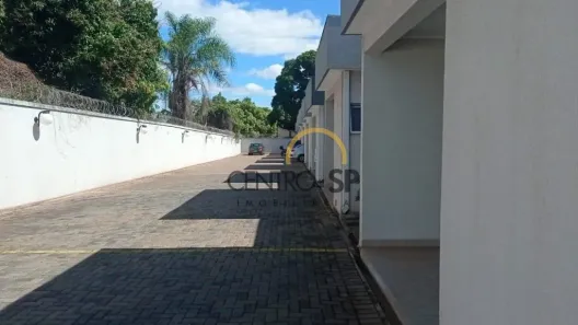 Casa de Condomínio com 2 Quartos para alugar, 76m² no Vila Industrial, Bauru