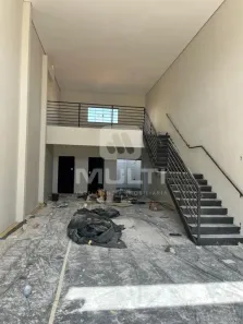 Ponto Comercial com 1 Quarto para alugar, 135m² no Santa Mônica, Uberlândia