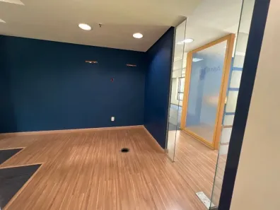 Sala Comercial para alugar, 227m² no Vila Olímpia, São Paulo
