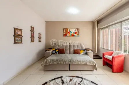 Casa com 4 Quartos à venda, 155m² no Santa Maria Goretti, Porto Alegre