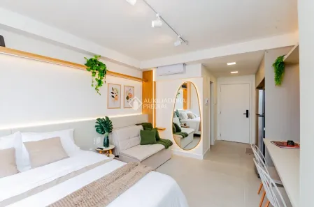 Apartamento com 1 Quarto para alugar, 43m² no Passo da Areia, Porto Alegre