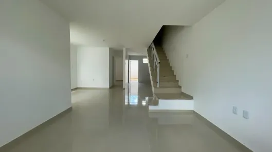 Sobrado com 4 Quartos à venda, 151m² no Centro, Eusébio