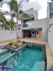 Sobrado com 3 Quartos à venda, 185m² no Jardim América, Goiânia