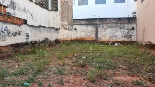 Lote/Terreno à venda, 242m² no Centro, Bauru